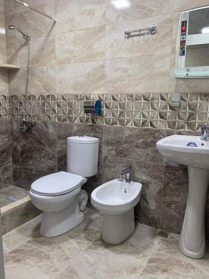 Hostel Saba Кутаиси Екстериор снимка